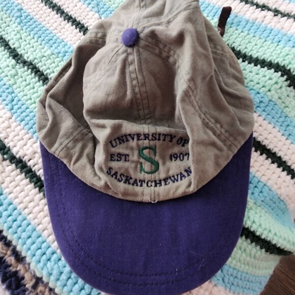 Vintage Canadian Made Ball Cap - Picture 1 of 2